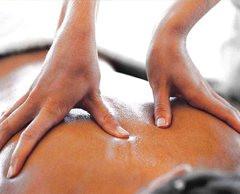Medical back massage - Natura Termo SPA